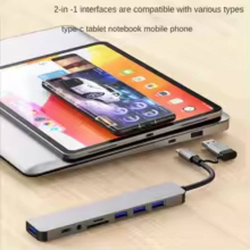 Adaptateur 8-en-1 USB Type C : Polyvalence et Performance
