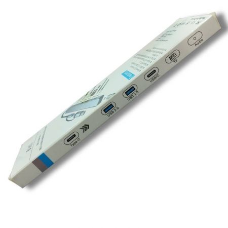 Adaptateur 8-en-1 USB Type C : Polyvalence et Performance